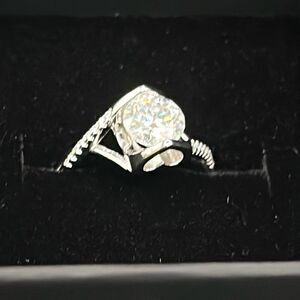 D Luxury 925 Sterling Silver 2ctw Moissanite Ring Size 9 Hidden Heart Design New